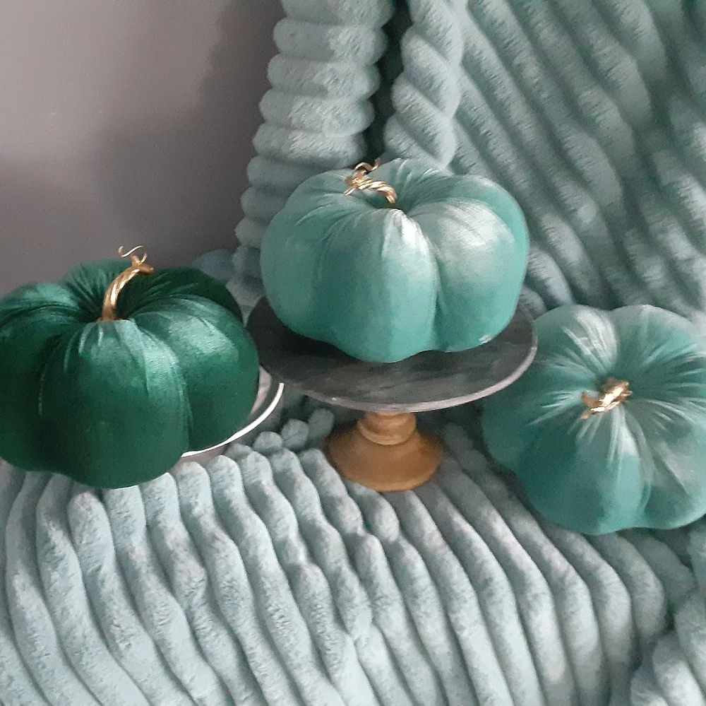 Coastal Fall Decor Plush Throw & Large Pumpkins 4pc Bundle